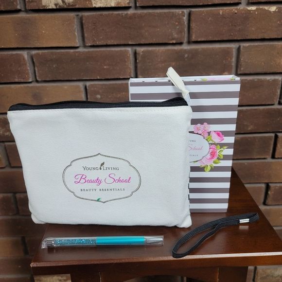 Young Living beauty school notebook kit with pen, cosmetic bag and headband - Picture 7 of 7